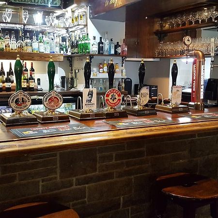The Rose And Crown Hotel Huddersfield Ngoại thất bức ảnh